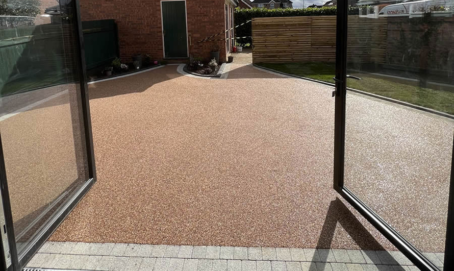 resin-garden-surfacing-2